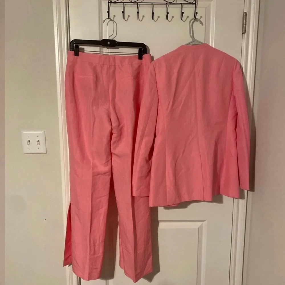 EUC Lafayette 148 New York Pink Womens Blazer & Pants Suit Set (worn once)